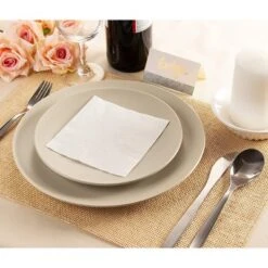 Juvale 500-Pack Disposable White Paper Cocktail Napkins 5" Party Supplies Catering Restaurant Buffet