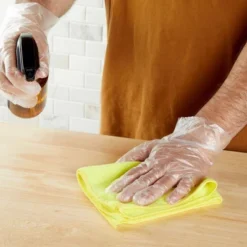 Juvale 500 Pack Cooking Gloves - Plastic Disposable Food Safe Food Prep, Handling, Serving Gloves (Clear, One Size Fits Most) 9 Juvale 500 Pack Cooking Gloves - Plastic Disposable Food Safe Food Prep, Handling, Serving Gloves (Clear, One Size Fits Most) -Juvale GUEST 757fe98b e1f3 44c5 8b39 761ade37e4b9