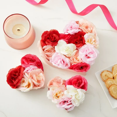 Juvale 60-Pack Of Silk Flowers, Fake Carnations For Decorations, Arts And Crafts, Wedding Receptions, Spring Decor, DIY Projects, 3 Inch, 6 Colors 2 Juvale 60-Pack Of Silk Flowers, Fake Carnations For Decorations, Arts And Crafts, Wedding Receptions, Spring Decor, DIY Projects, 3 Inch, 6 Colors - Image 2