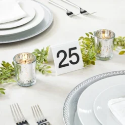 Juvale Set Of 25 Acrylic Table Numbers For Wedding Receptions, Plastic Tent Cards Numbered 1-25 For Restaurants, 3 X 2.75 X 2.5 In