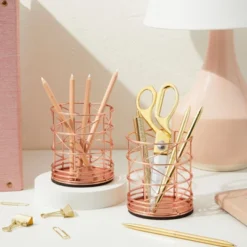 Juvale 2 Pack Rose Gold Pen Holder, Metal Wire Pink Pencil Holder For Desk, Office And School Supplies, Makeup Brush Organizer For Vanity, 3.6 X 4 In 9 Juvale 2 Pack Rose Gold Pen Holder, Metal Wire Pink Pencil Holder For Desk, Office And School Supplies, Makeup Brush Organizer For Vanity, 3.6 X 4 In -Juvale GUEST c46b77dc 7801 49c0 b35b d2cb6868d1fc